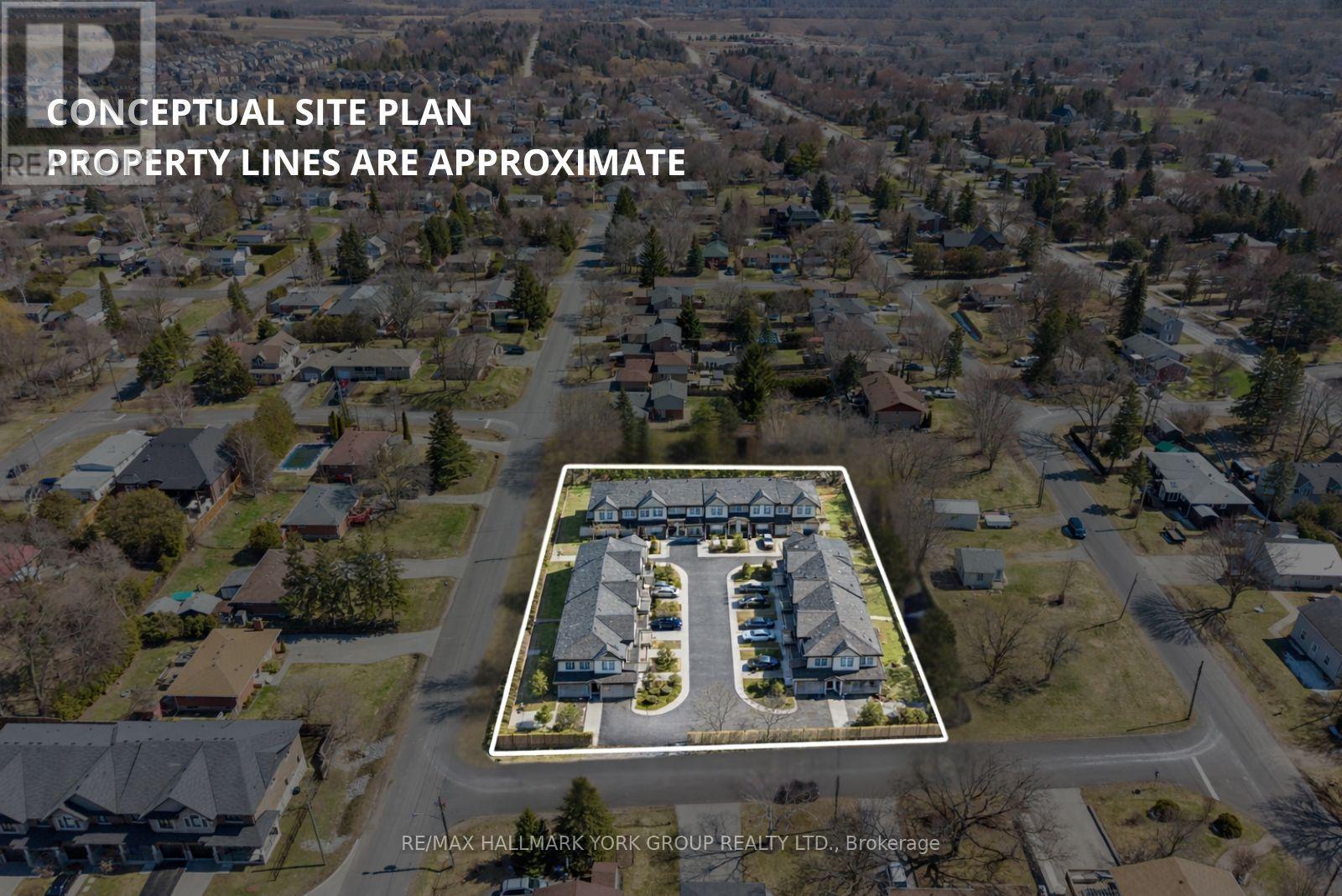 Detached at 211 EAST STREET, East Gwillimbury (Holland Landing)