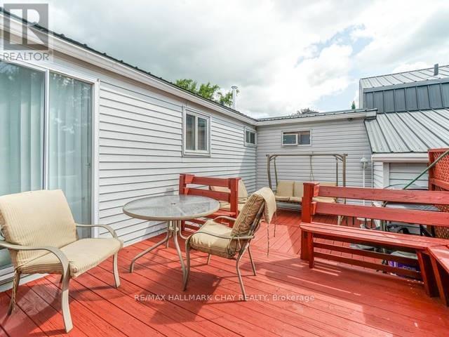 Multiplex at A - 11A PARK CRESCENT, New Tecumseth
