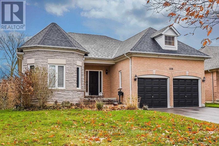 Detached at 238 DEERGLEN TERRACE, Aurora