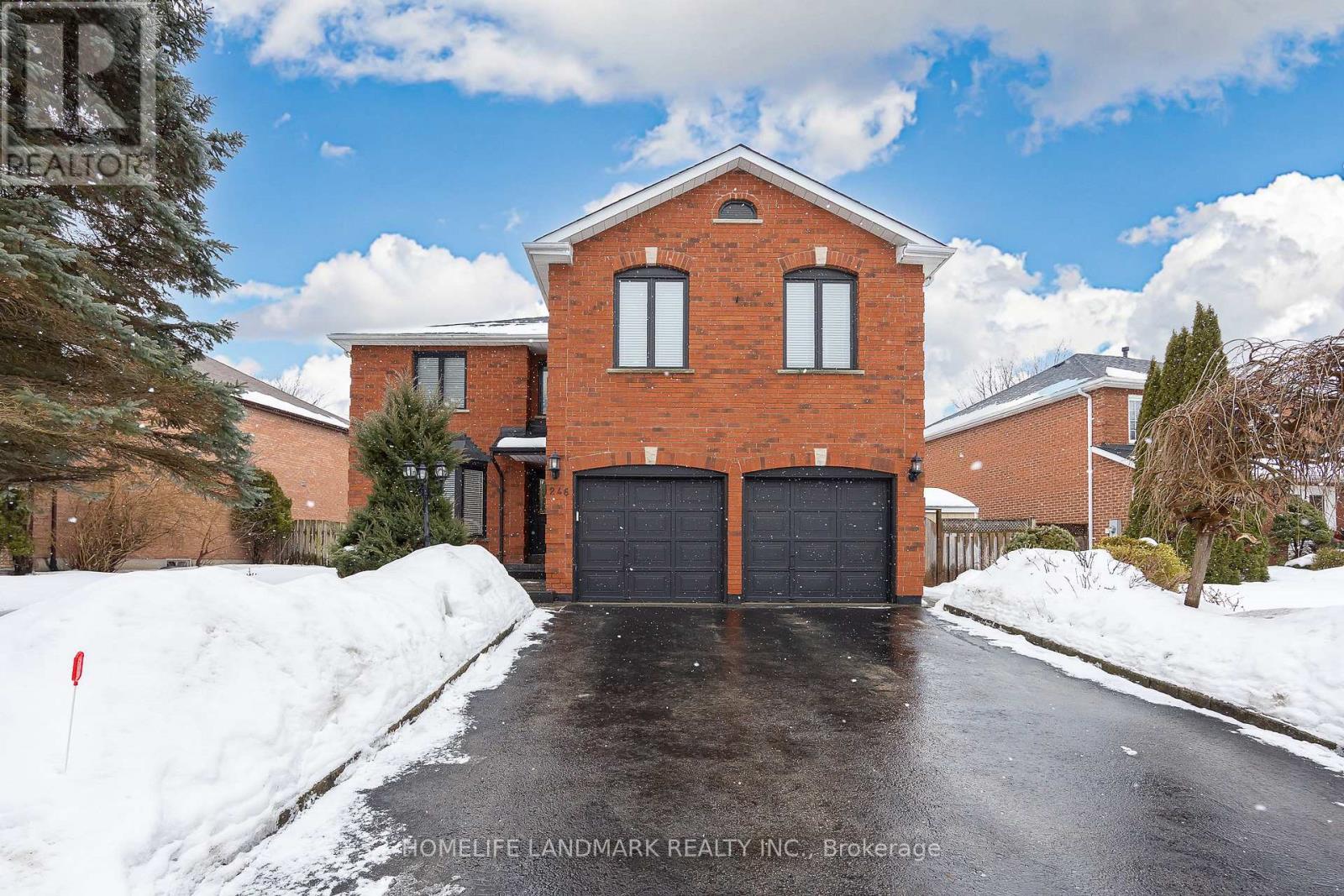 Detached at 246 JELLEY AVENUE, Newmarket (Armitage)