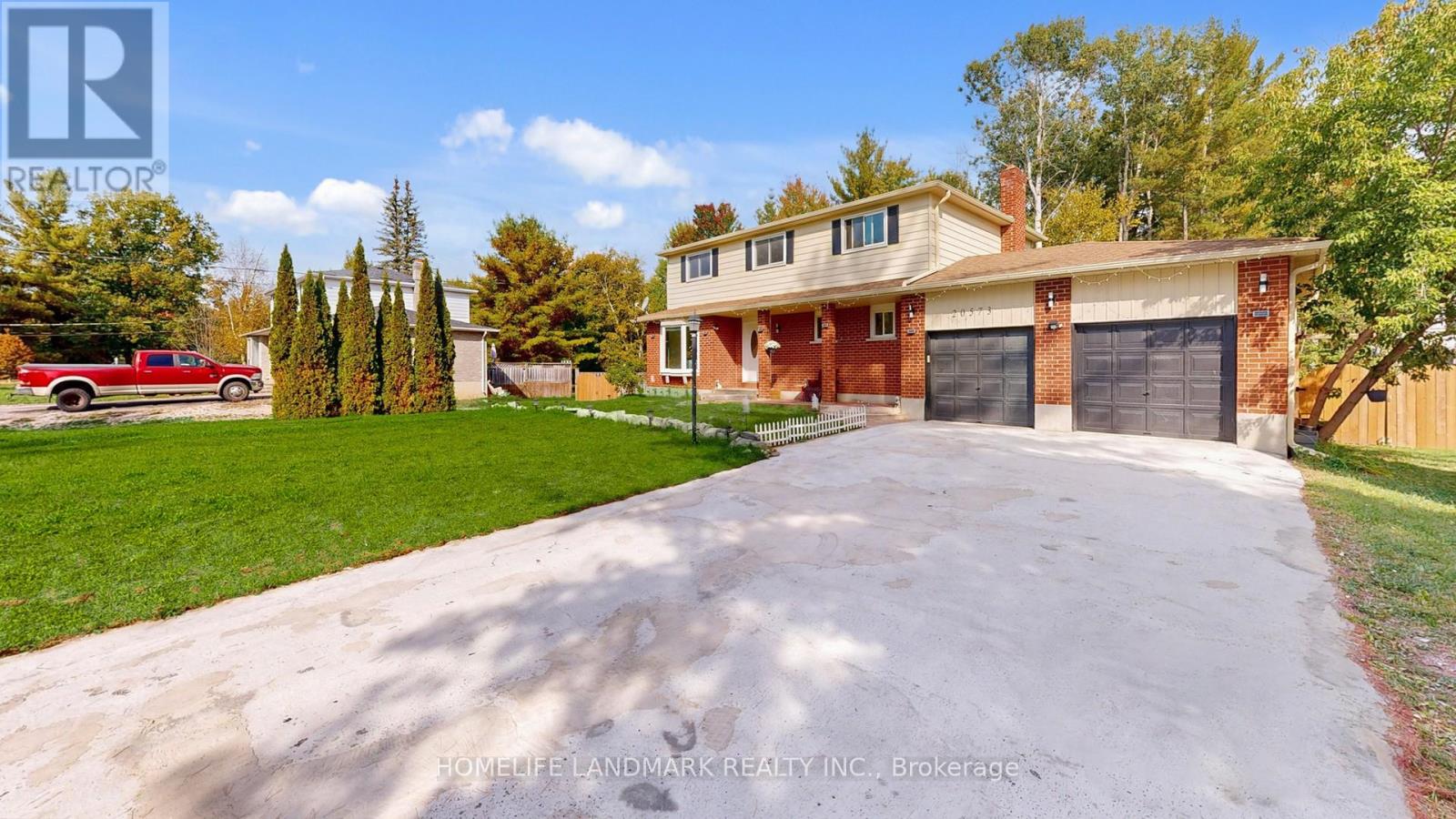 Detached at 20573 YONGE STREET, East Gwillimbury (Holland Landing)