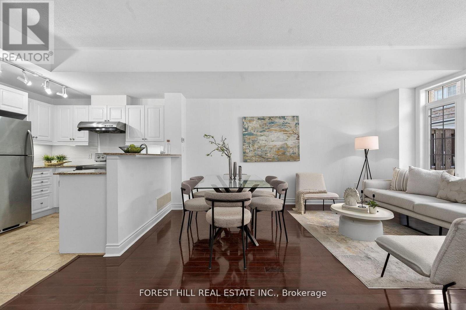 Townhouse at 17 - 8 BRIGHTON PLACE, Vaughan (Crestwood-Springfarm-Yorkhill)