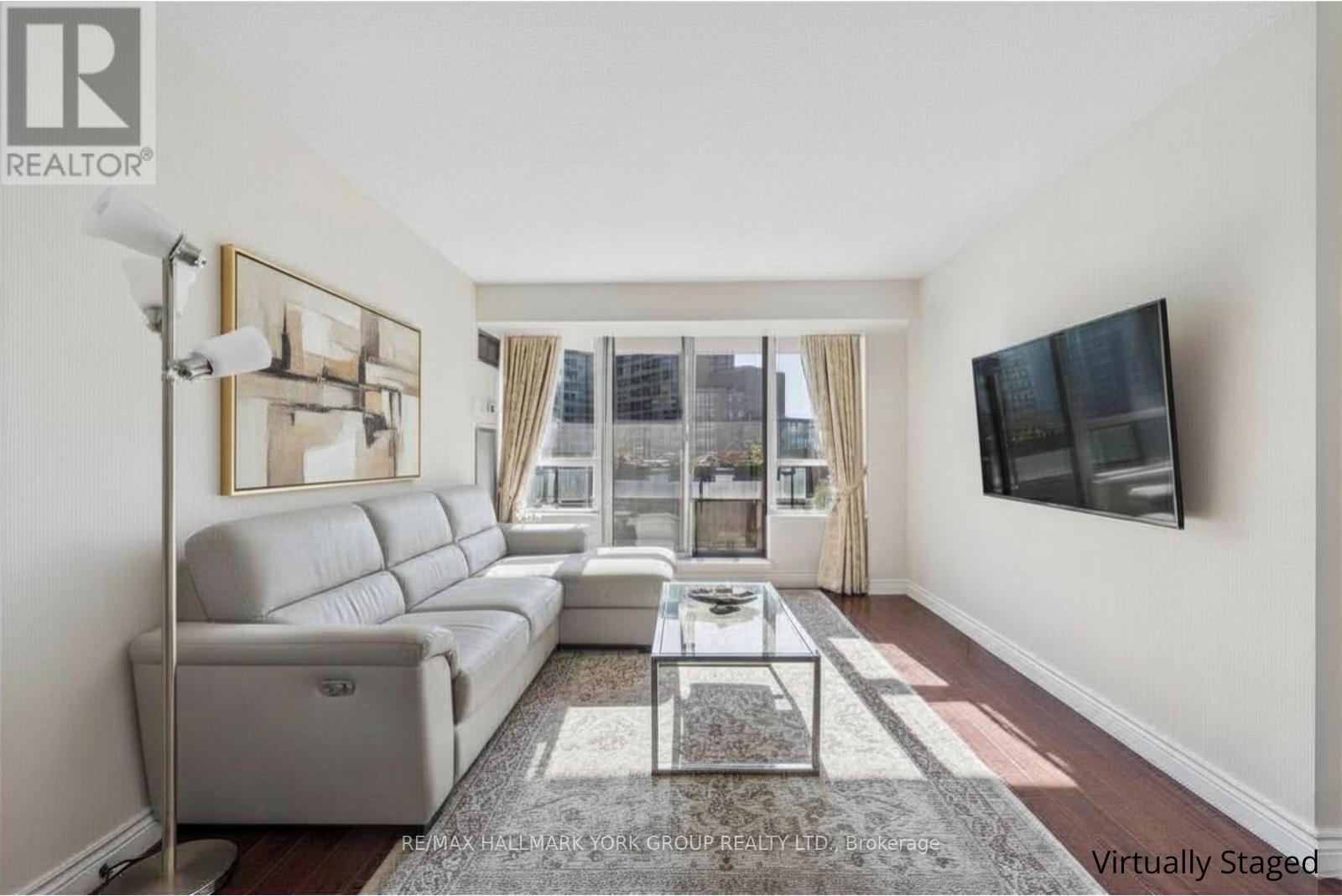 Apartment at 512 - 81 TOWNSGATE DRIVE, Vaughan (Crestwood-Springfarm-Yorkhill)