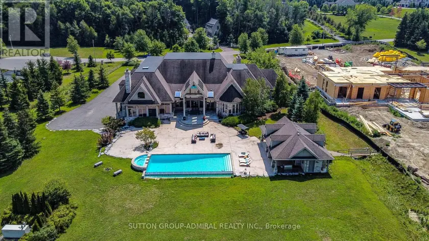 Detached at 66 SCOTCH VALLEY DRIVE, King (King City)