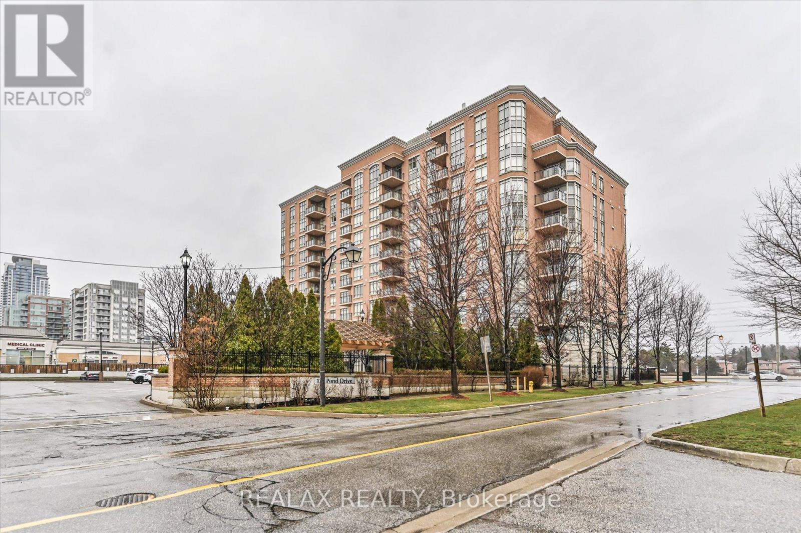 Apartment at 302 - 130 POND DRIVE, Markham (Commerce Valley)