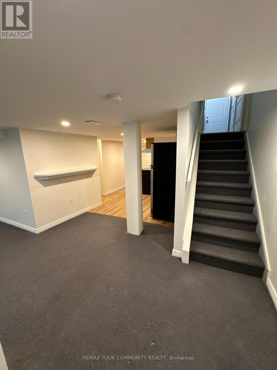Semi-Detached/Link at 33 BRIGHTSVIEW DRIVE, Richmond Hill