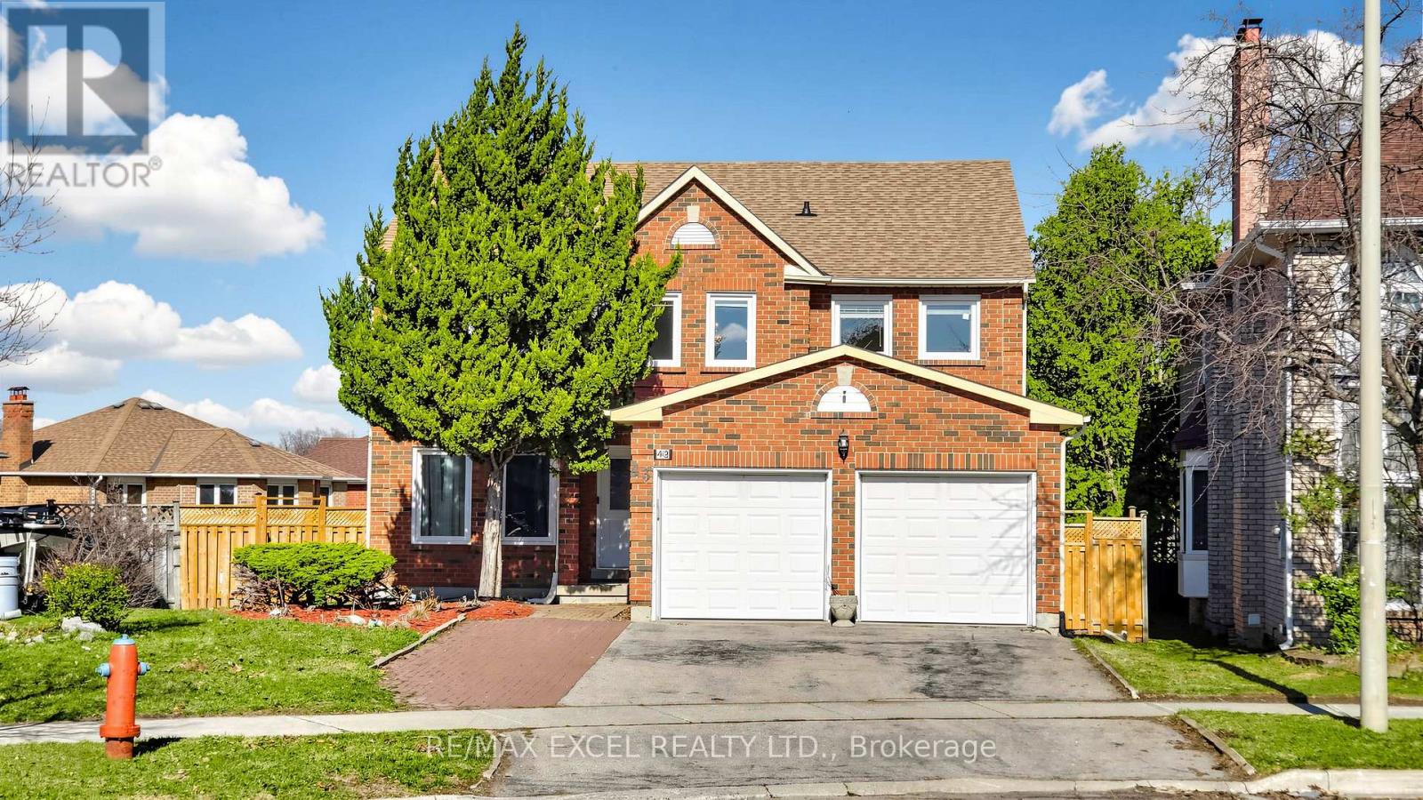 Detached at 43 PICCADILLY ROAD, Richmond Hill (Doncrest)