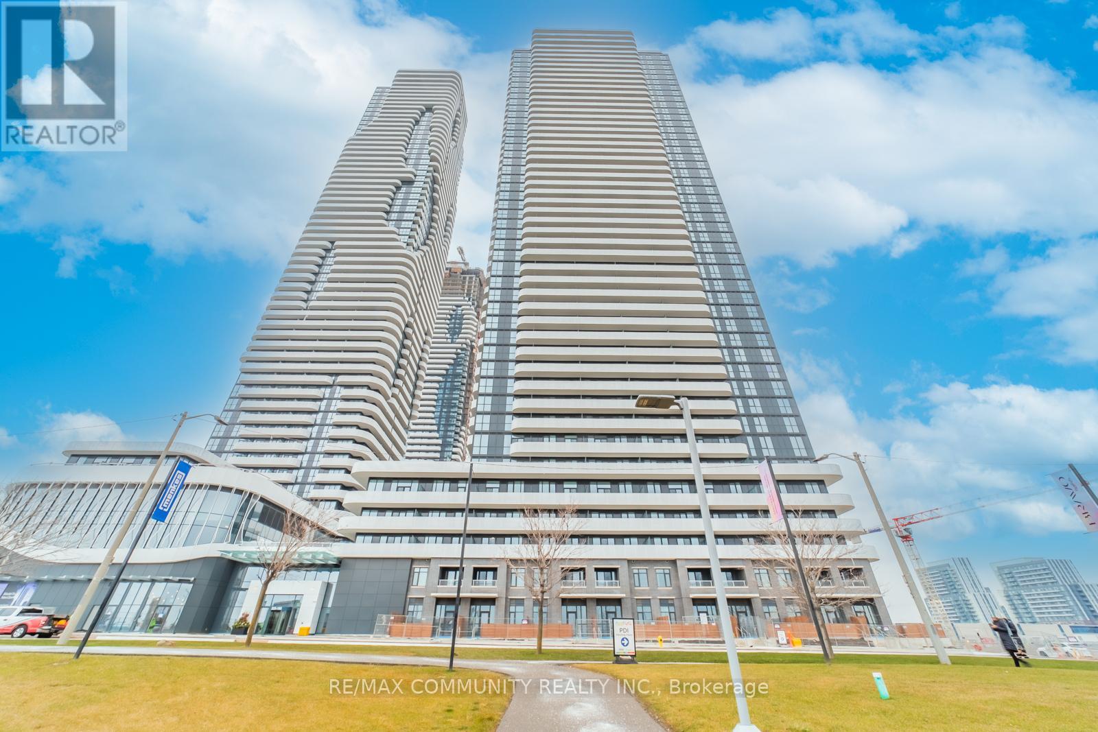 Apartment at 716 - 195 COMMERCE STREET, Vaughan (Vaughan Corporate Centre)