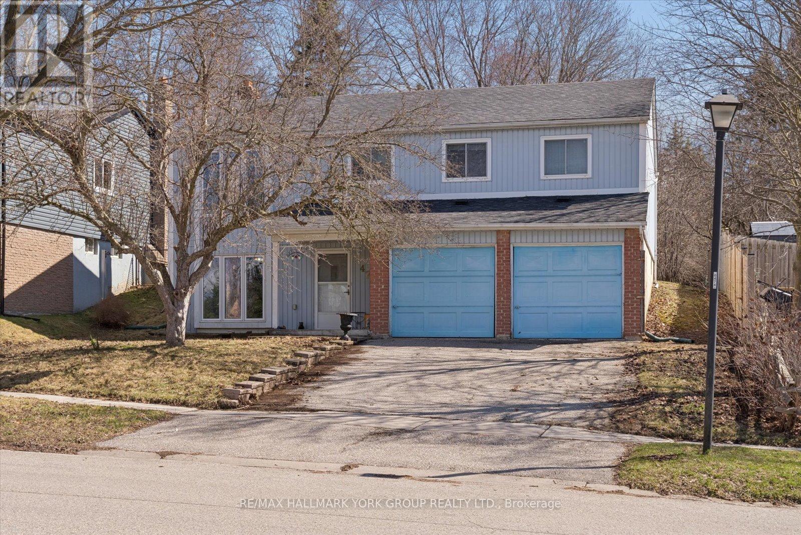 Detached at 47 HOLLAND RIVER BOULEVARD, East Gwillimbury (Holland Landing)