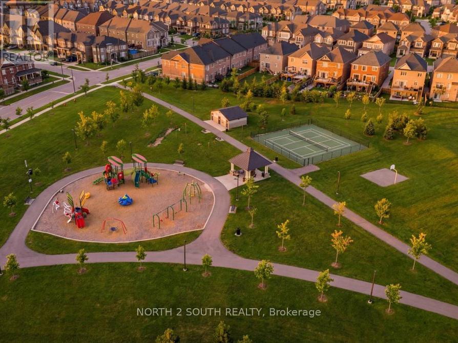 Townhouse at 15 GOWER DRIVE, Aurora