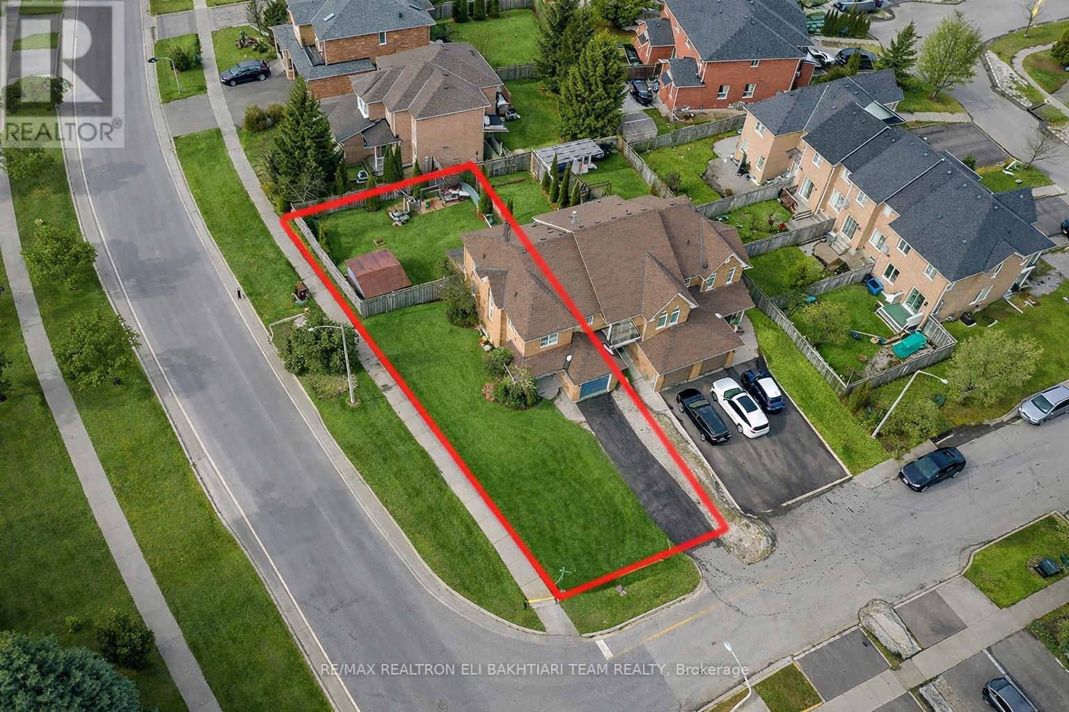 Townhouse at 133 LONG POINT DRIVE, Richmond Hill (Oak Ridges Lake Wilcox)