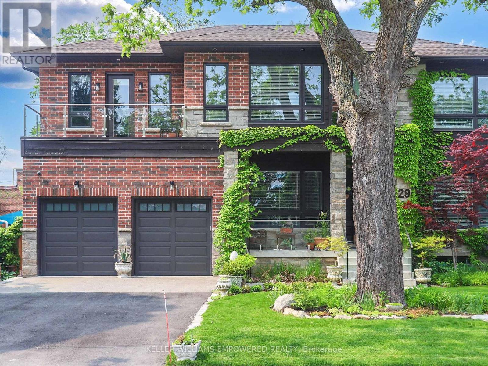 Detached at 29 BEDFORD PARK AVENUE, Richmond Hill (Crosby)