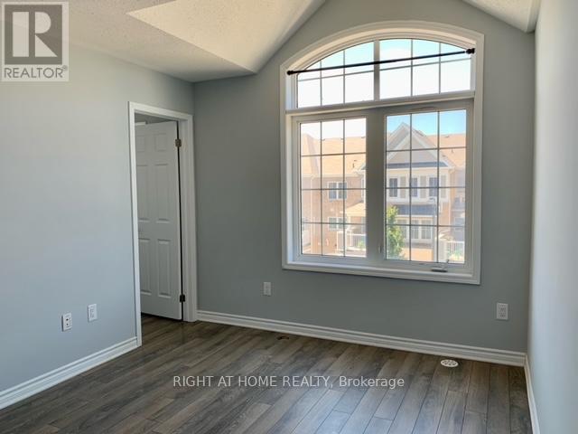 Townhouse at 43 MINLOW WAY, Aurora