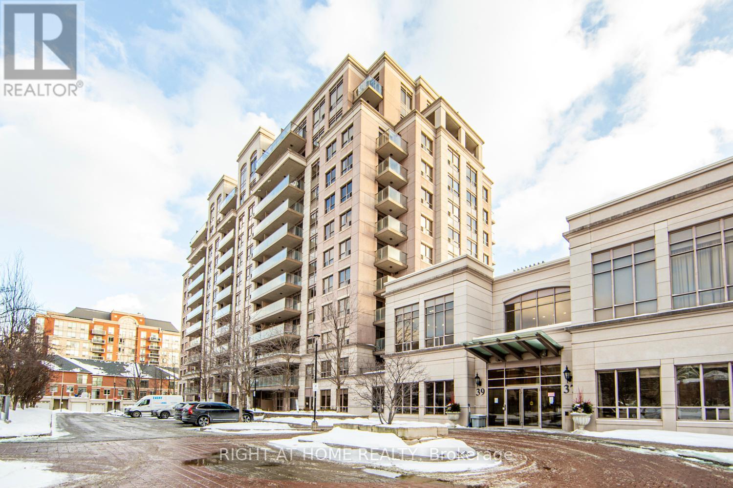 Apartment at UPH2 - 37 GALLERIA PARKWAY, Markham (Commerce Valley)