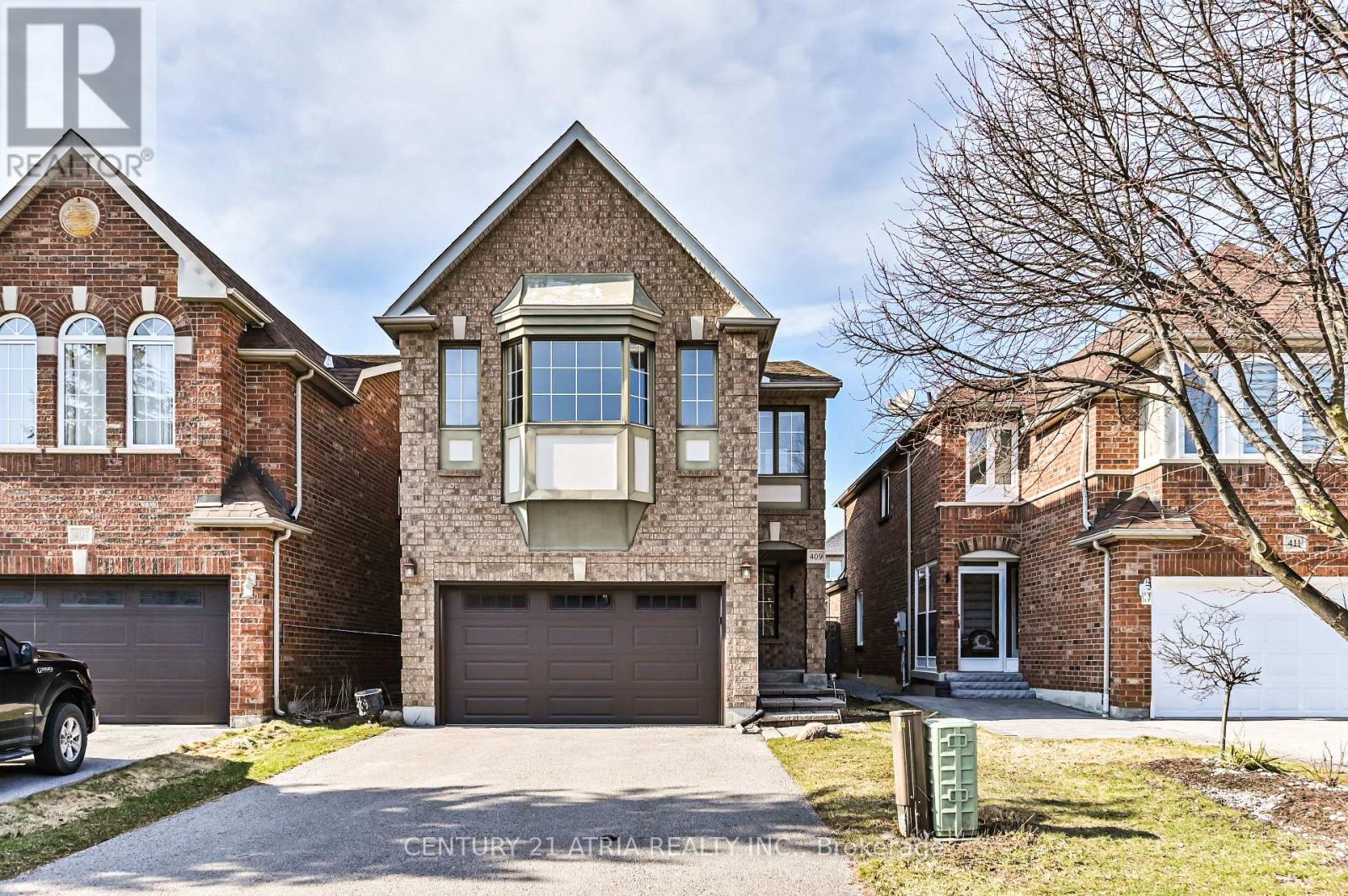 Detached at 409 HEDDLE CRESCENT, Newmarket (Stonehaven-Wyndham)