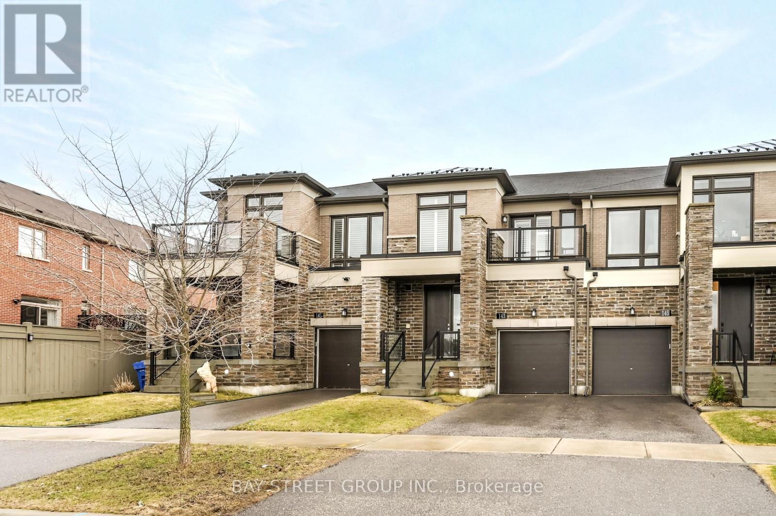 Townhouse at 143 BADGEROW WAY, Aurora