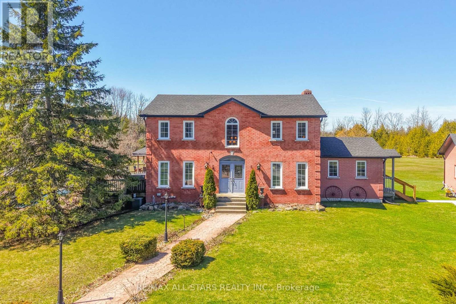 Detached at 25472 LAKERIDGE ROAD, Georgina (Pefferlaw)