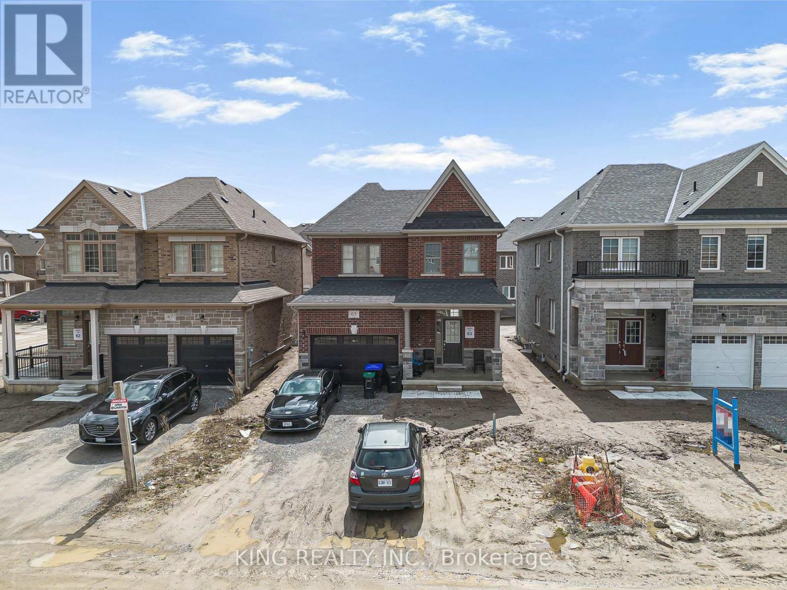 Detached at 65 ENGLISH DRIVE E, New Tecumseth (Beeton)