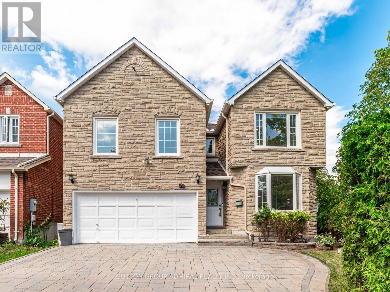 Detached at 98 ROSEDALE HEIGHTS DRIVE, Vaughan (Uplands)