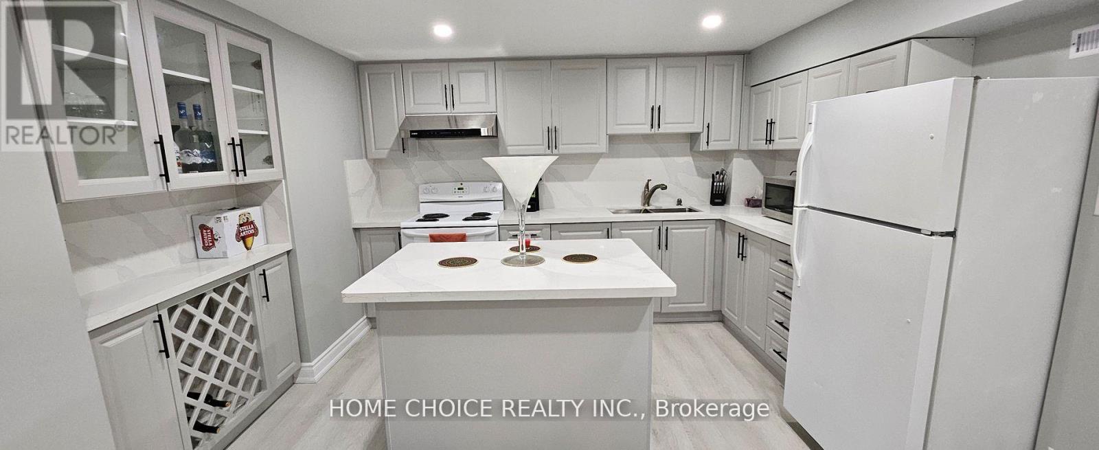 Semi-Detached/Link at BSMT - 18 STONE MASON DRIVE, Markham (Raymerville)