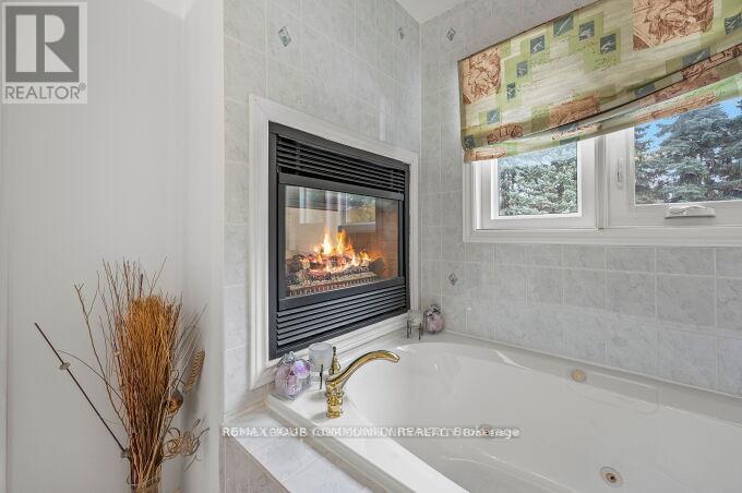 Detached at 785 QUANTRA CRESCENT, Newmarket