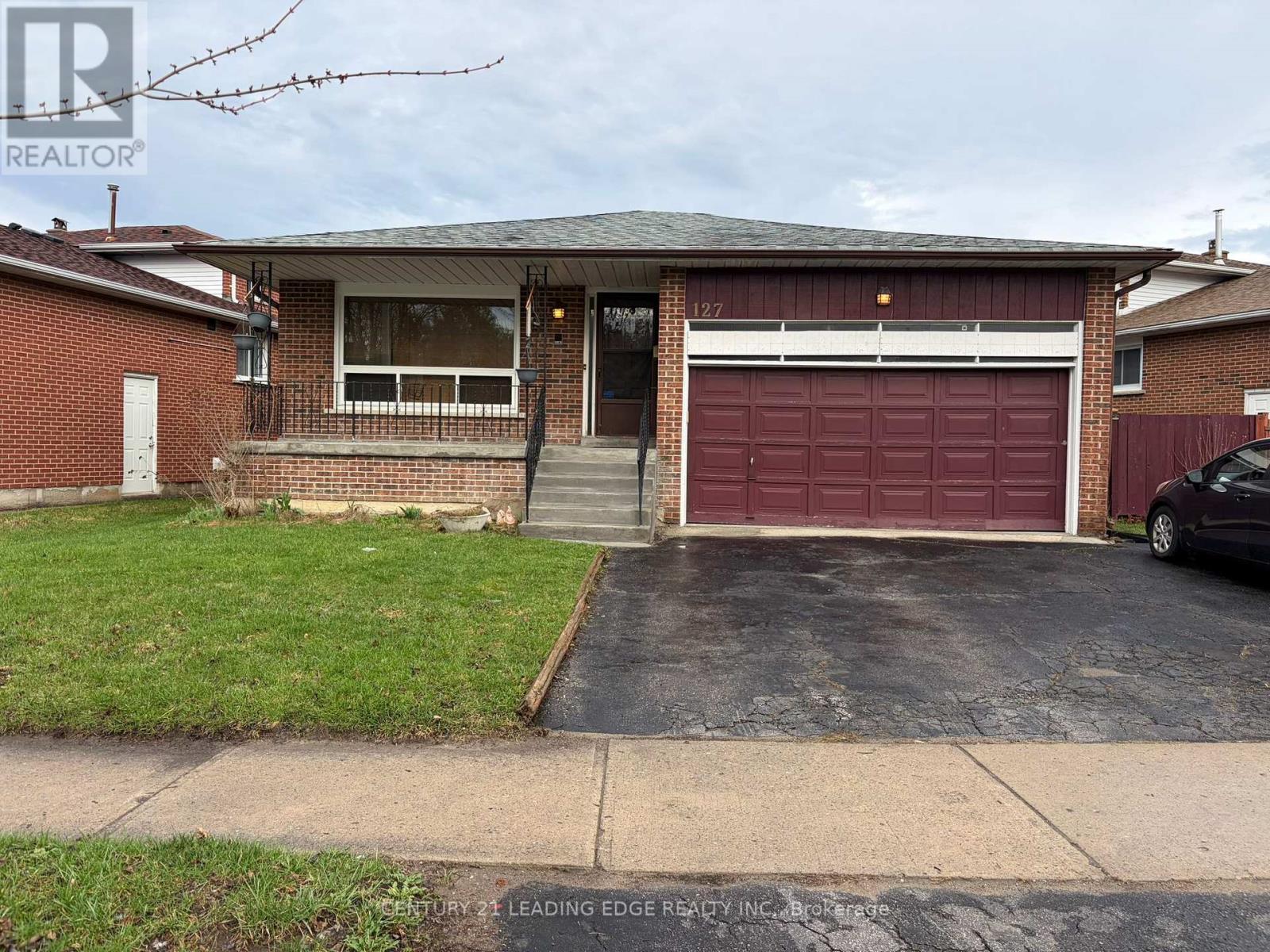 Detached at 127 RISEBROUGH CIRCUIT, Markham (Milliken Mills West)