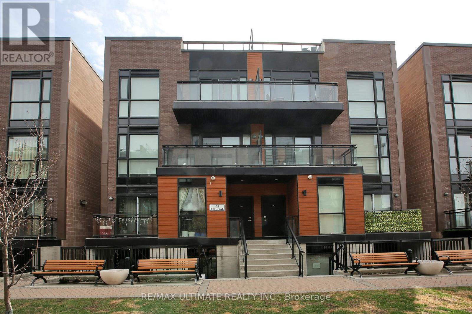 Townhouse at E403 - 52 COLES AVENUE, Vaughan (Vaughan Grove)