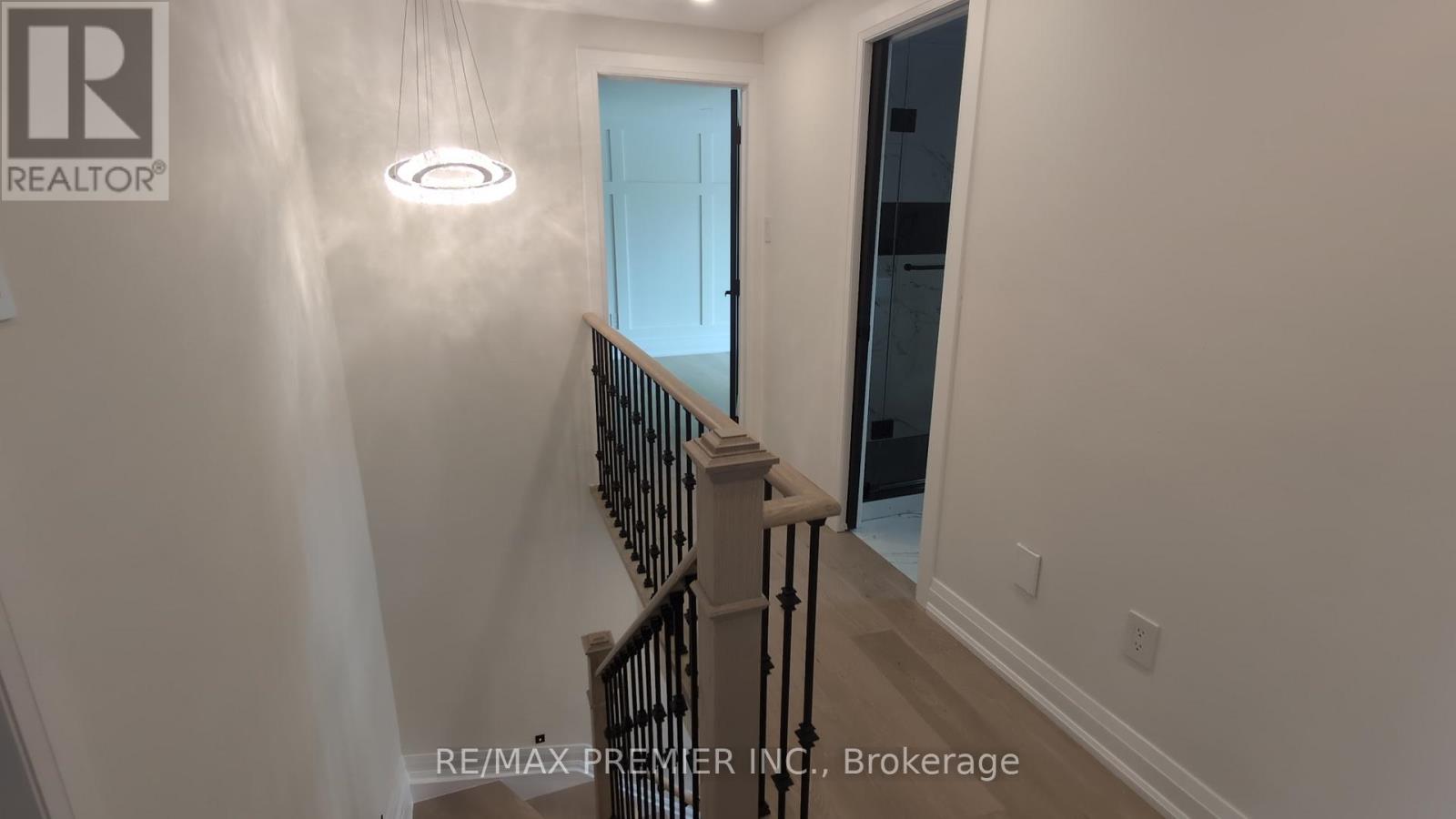 Detached at 74 ATTRIDGE DRIVE, Aurora