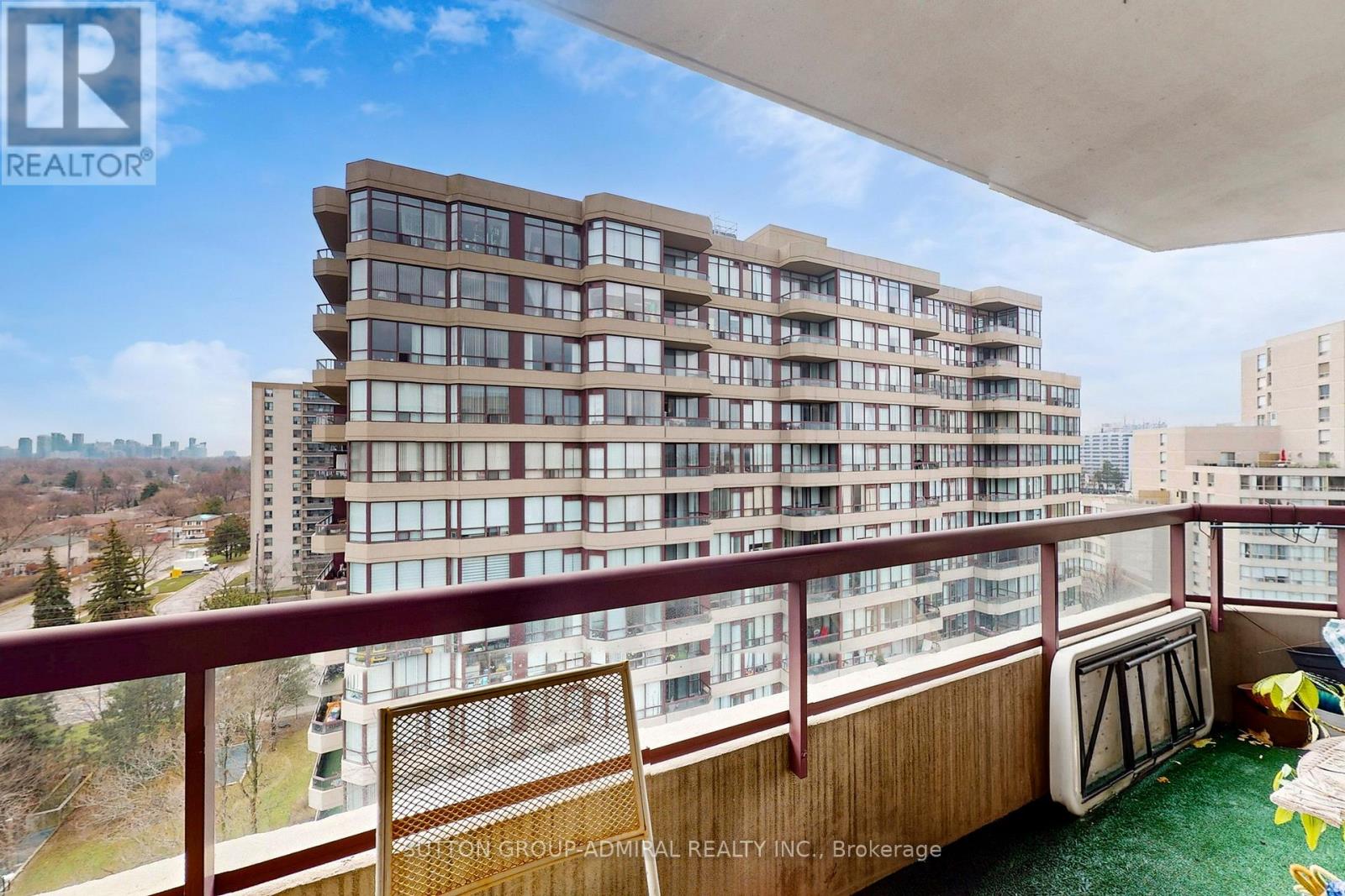 Apartment at PH208 - 81 TOWNSGATE DRIVE, Vaughan
