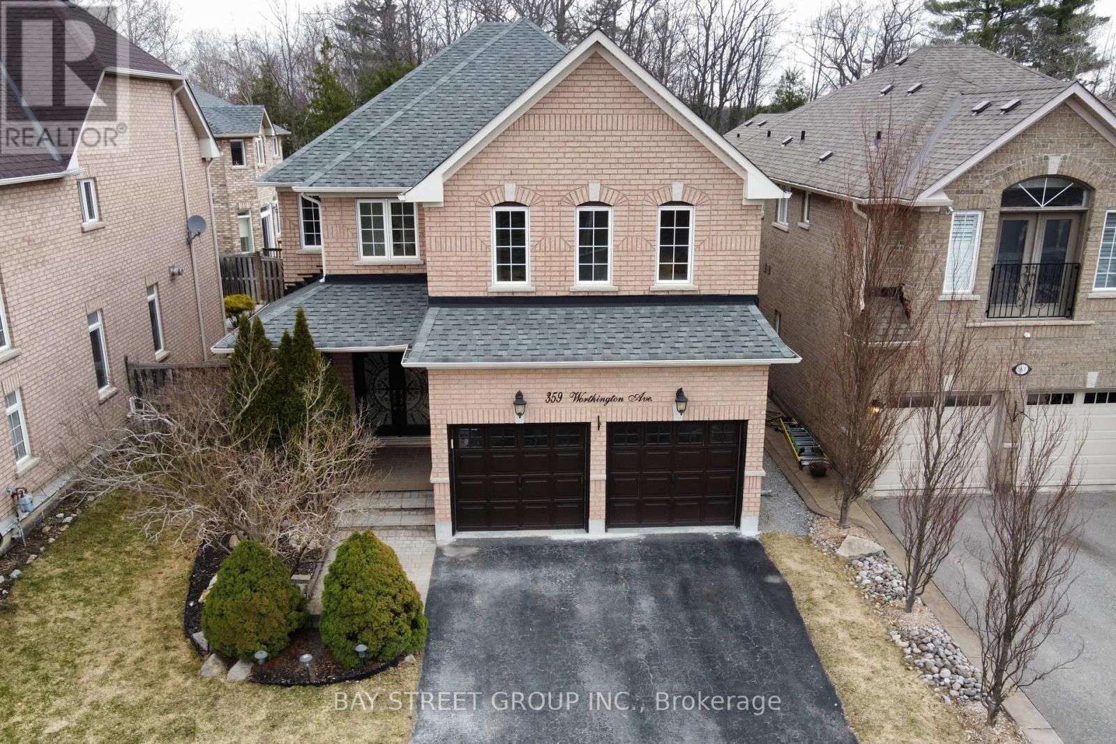 Detached at 359 WORTHINGTON AVENUE, Richmond Hill (Oak Ridges Lake Wilcox)