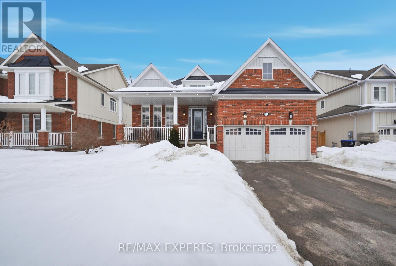 Detached at 11 COLLIER CRESCENT, Essa (Angus)