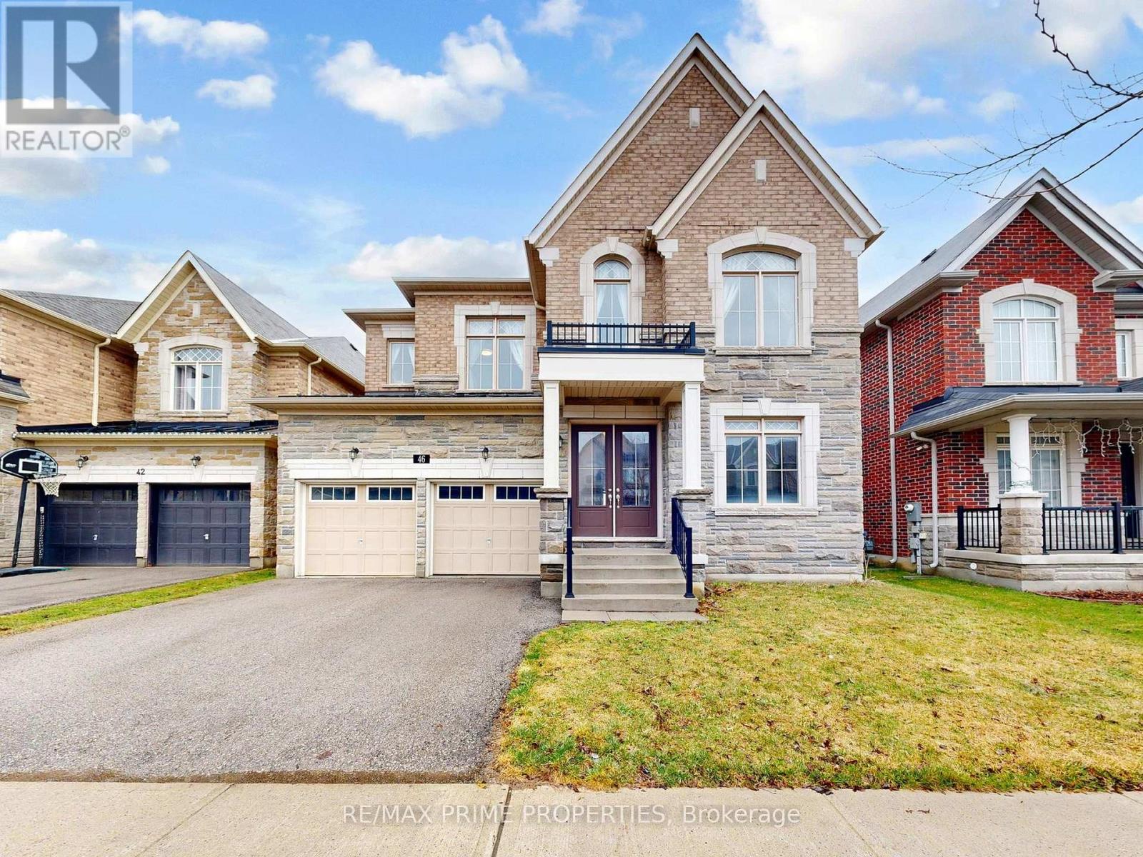 Detached at 46 SCRIVENER DRIVE, Aurora