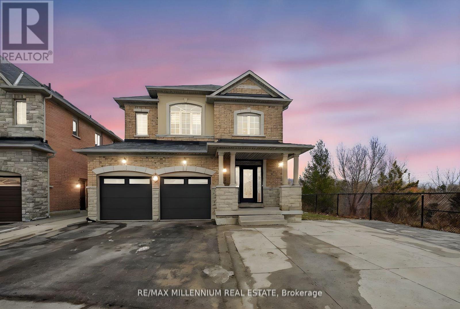 Detached at 75 TWIN HILL CRESCENT, Vaughan (Vellore Village)