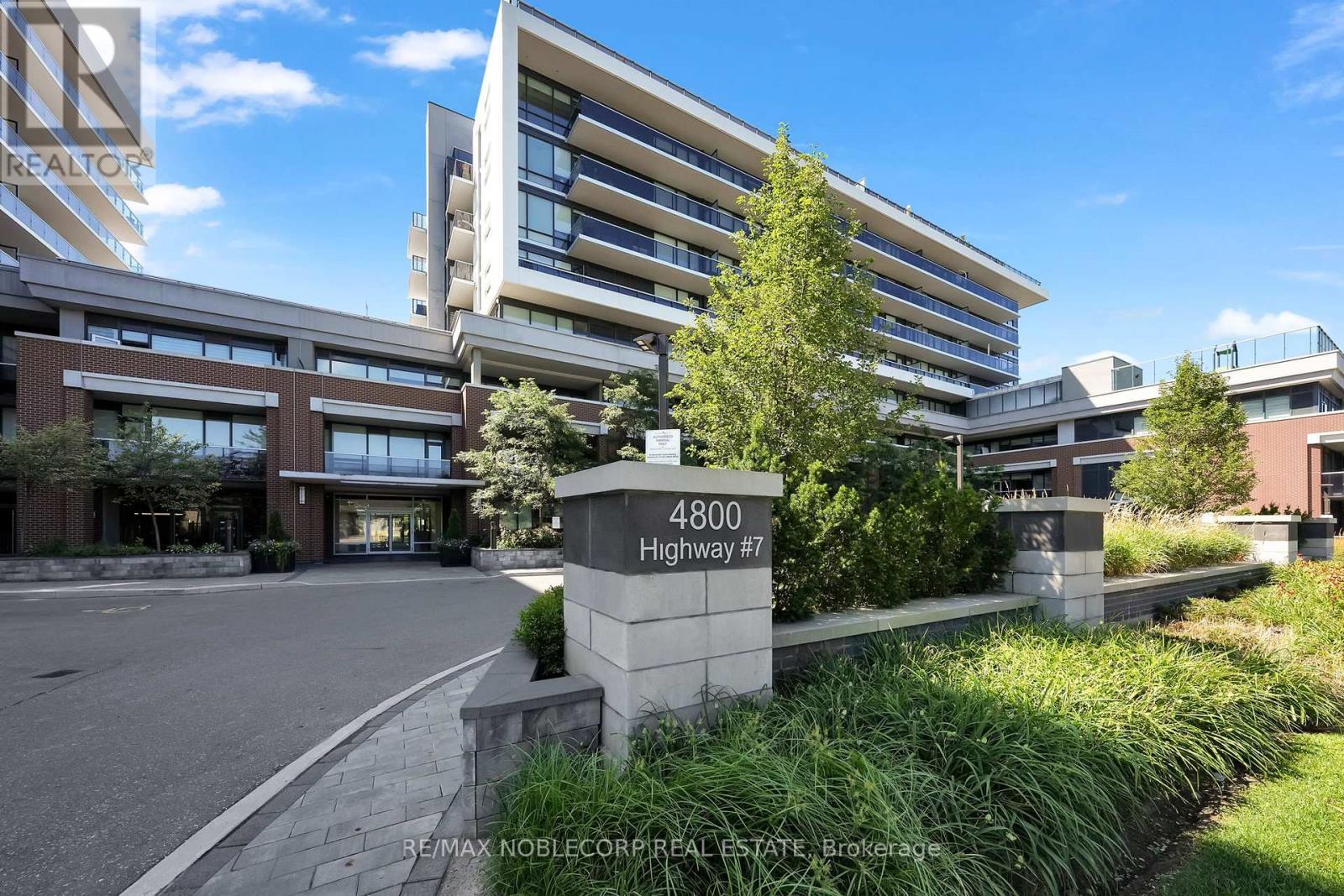 Apartment at 421 - 4800 HIGHWAY 7, Vaughan (East Woodbridge)