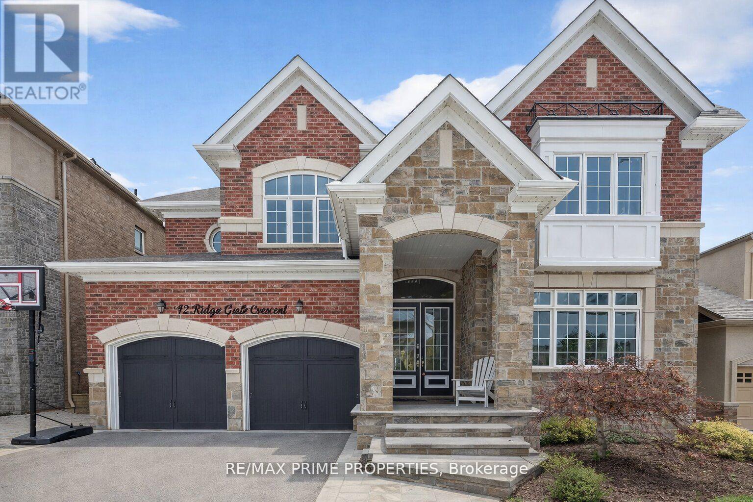 Detached at 72 RIDGE GATE CRESCENT, East Gwillimbury (Mt Albert)
