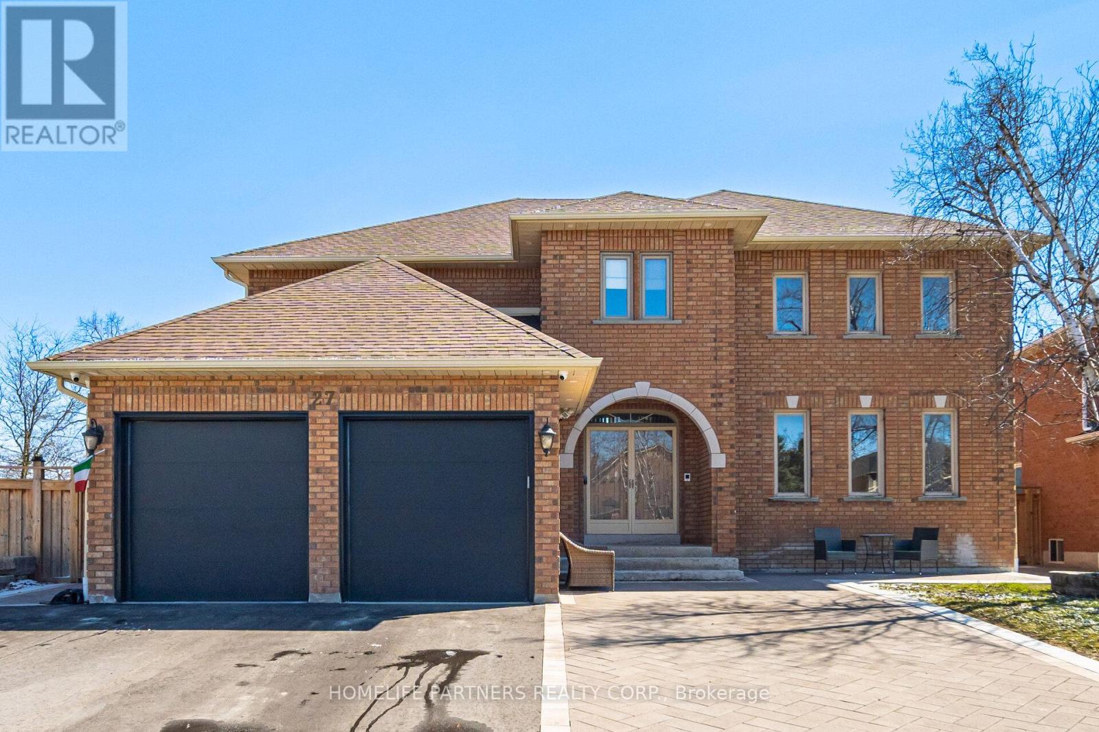 Detached at 27 MARCONI AVENUE, Vaughan (East Woodbridge)