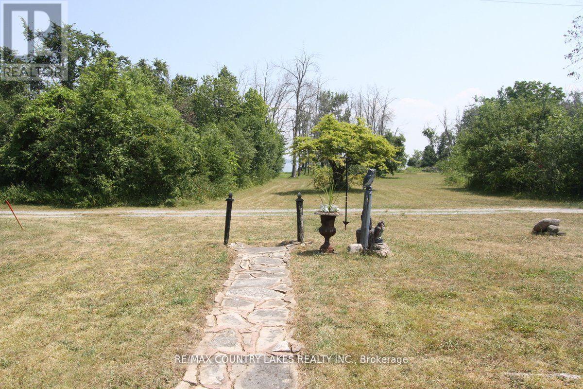 Detached at B40854 SOUTH HARBOUR LANE, Brock