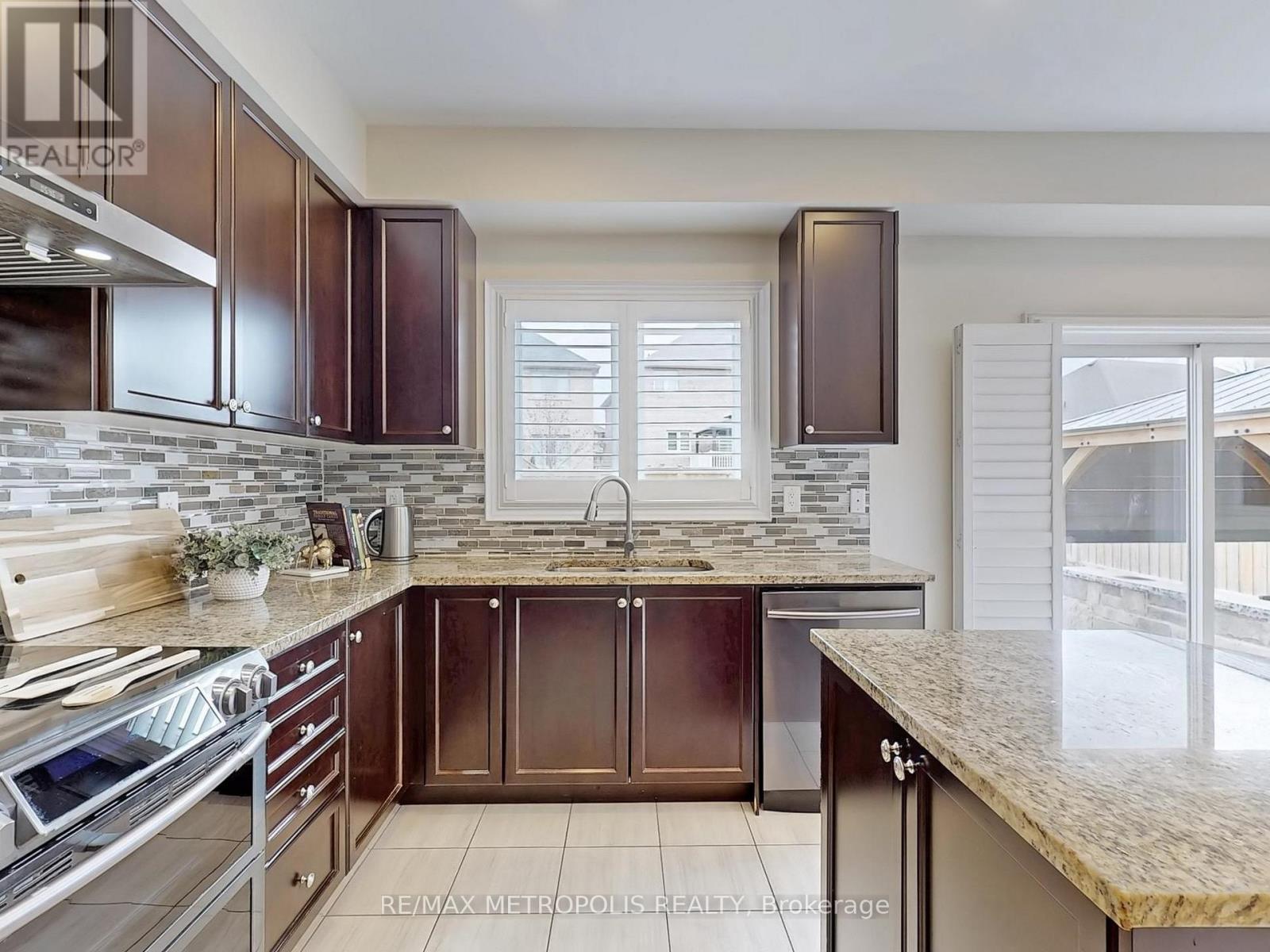 Detached at 124 MILBY CRESCENT, Bradford West Gwillimbury