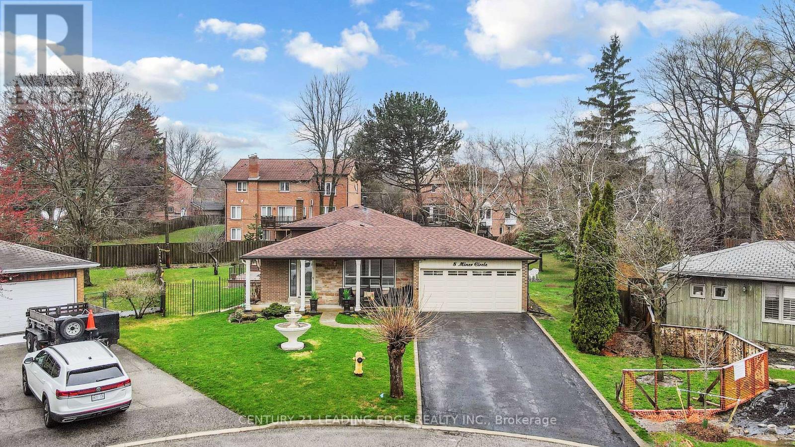 Detached at 8 MINER CIRCLE, Markham (Unionville)