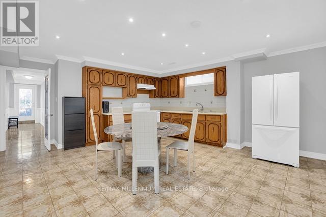 Detached at LOWER - 99 WILLIS ROAD, Vaughan