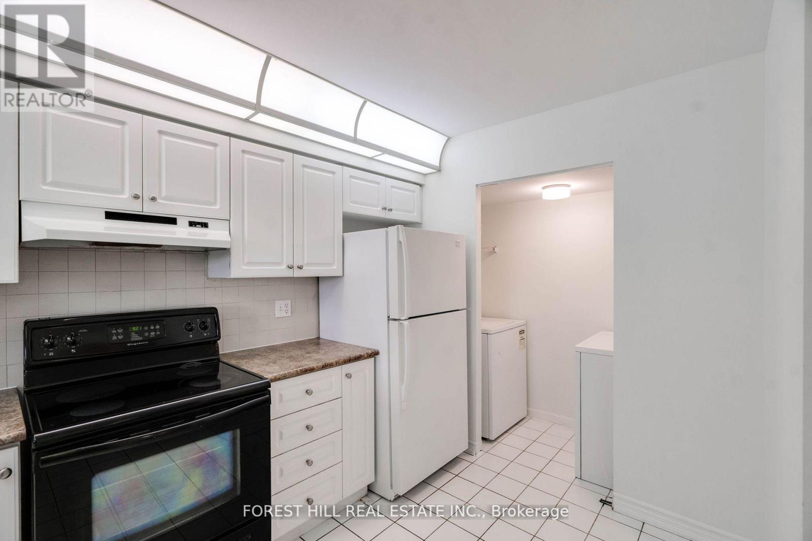 Apartment at 506 - 120 PROMENADE CIRCLE, Vaughan