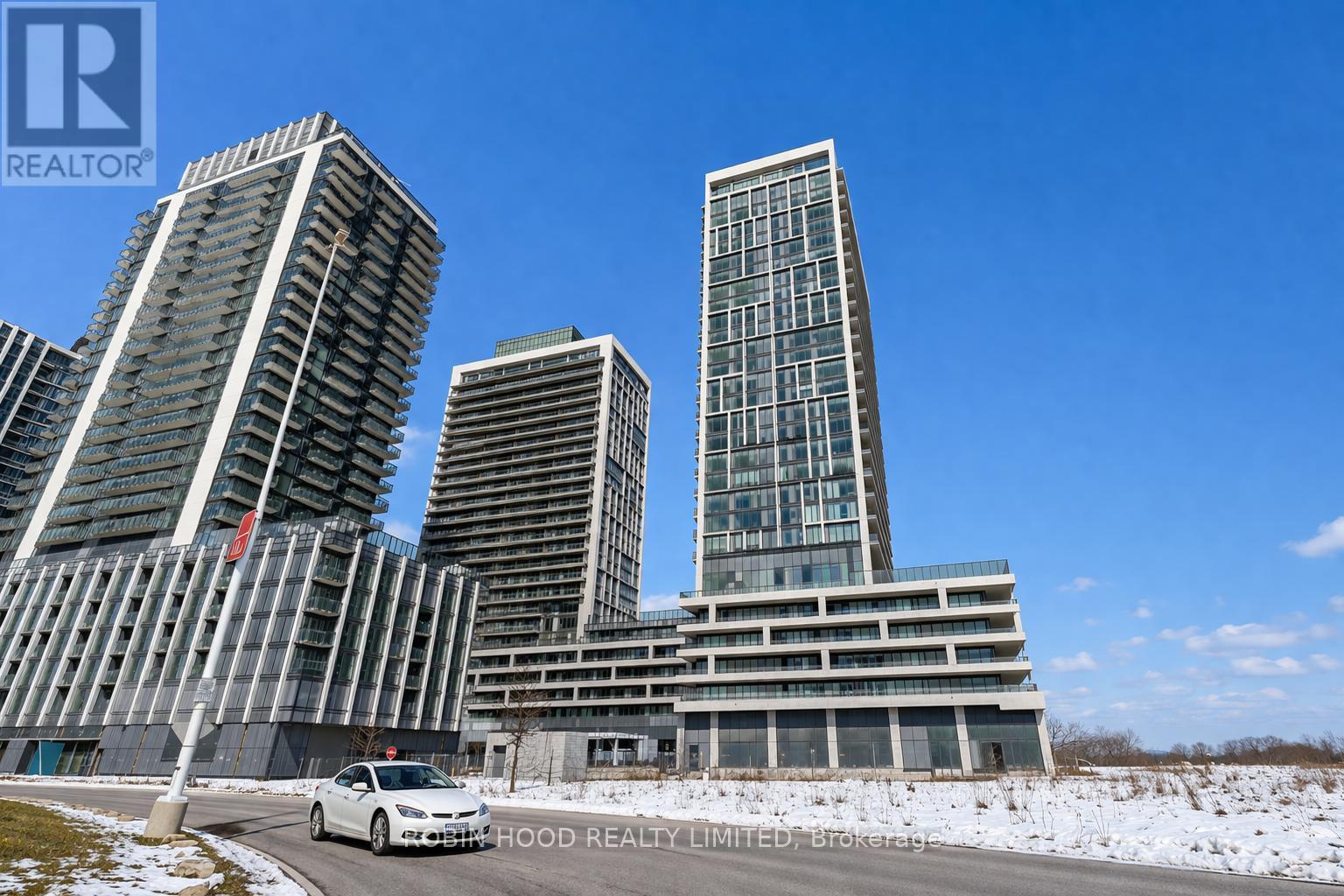 Apartment at 814 - 8960 JANE STREET, Vaughan (Vellore Village)