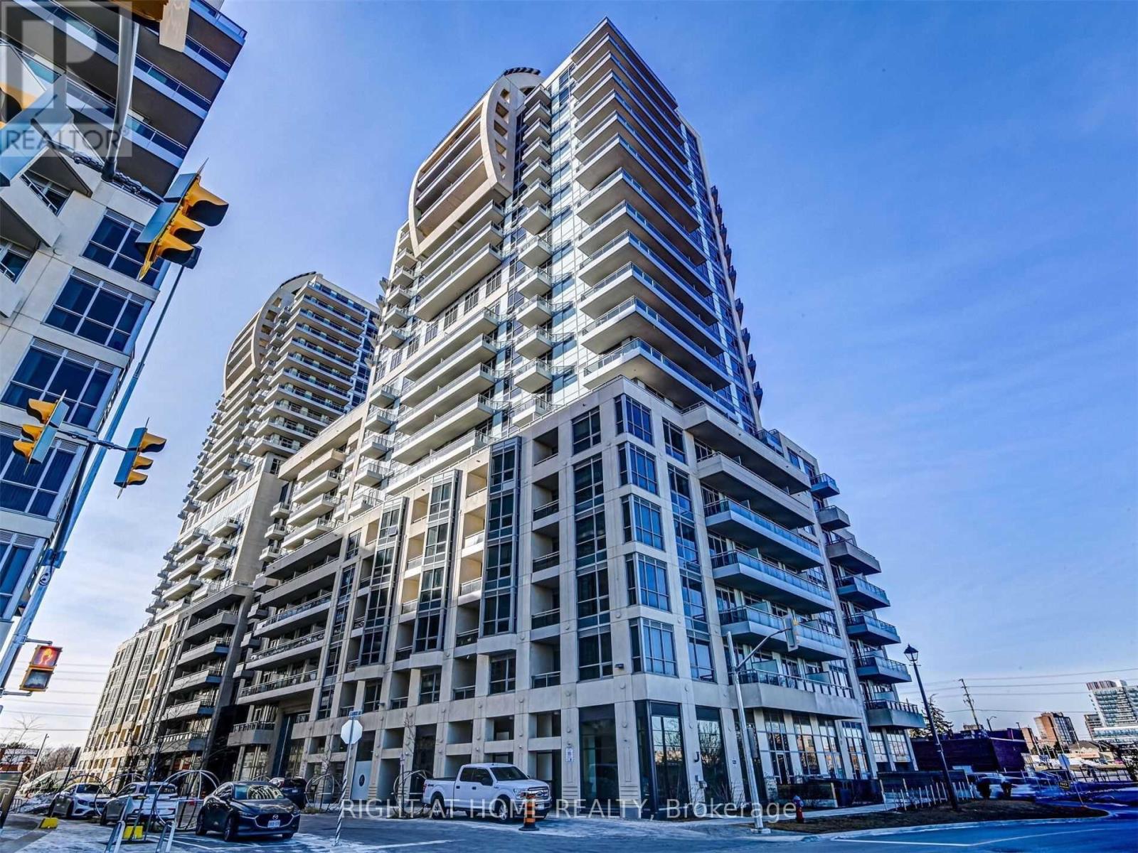Apartment at NE616 - 9205 YONGE STREET, Richmond Hill (Langstaff)