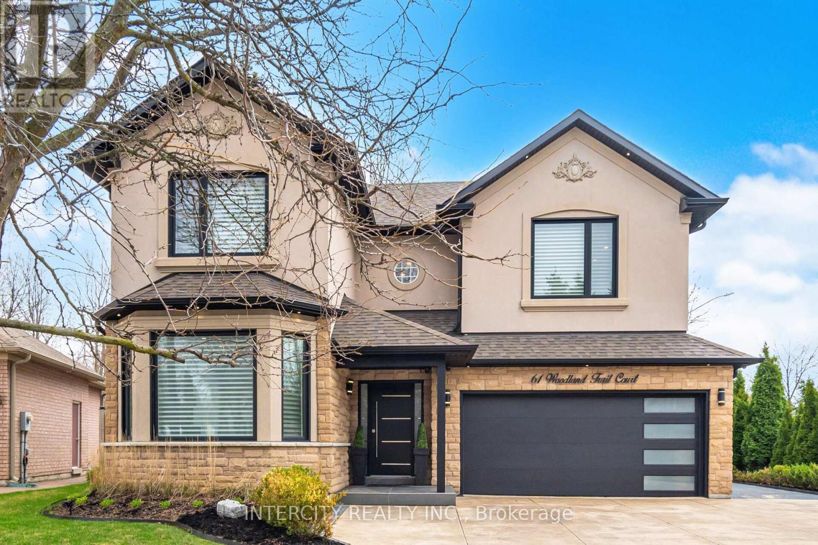 Detached at 61 WOODLAND TRAIL COURT, Vaughan (Islington Woods)
