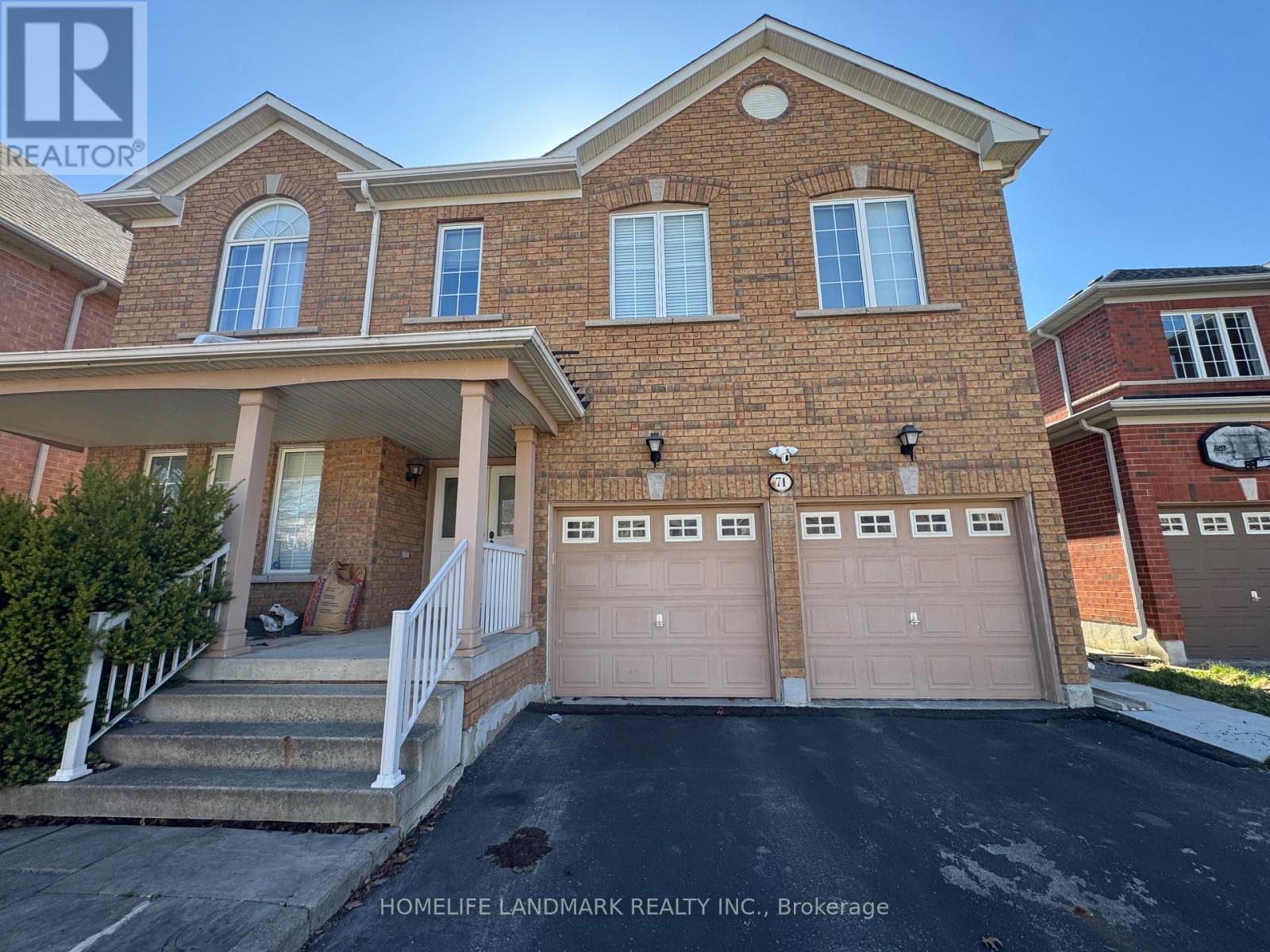 Detached at 71 HOLLY DR DRIVE, Richmond Hill (Rouge Woods)