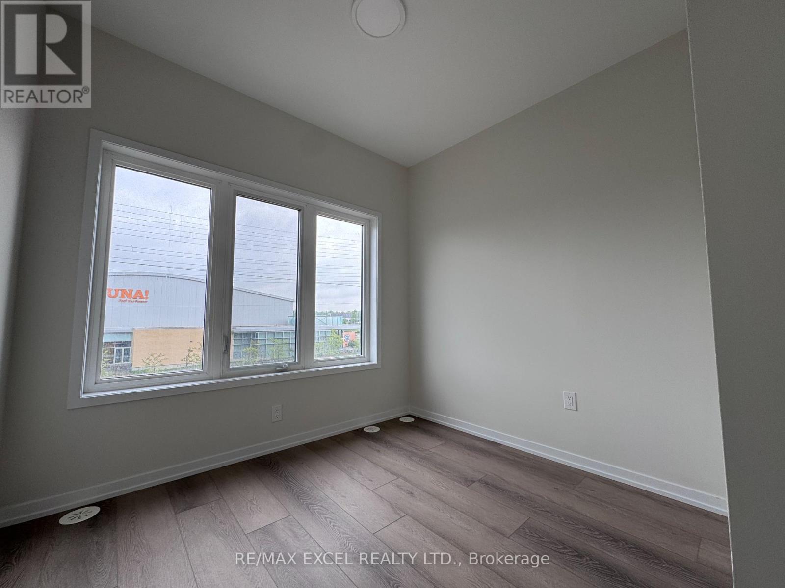 Townhouse at 74 MATAWIN LANE, Richmond Hill
