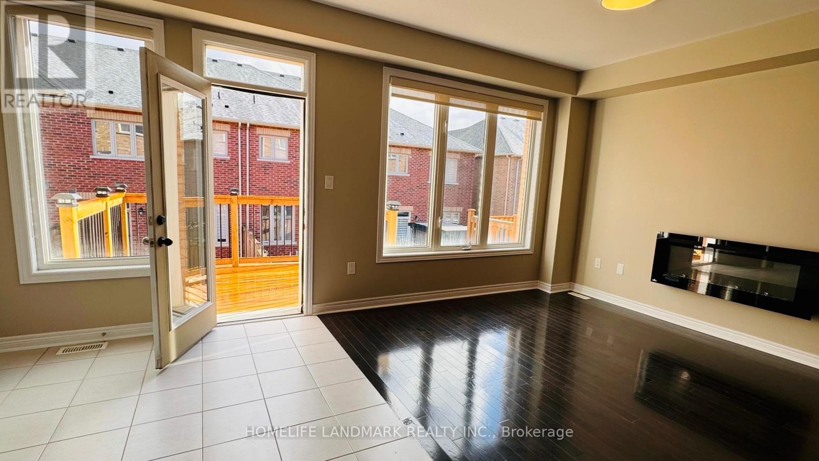 Townhouse at 29 GOWER DRIVE, Aurora