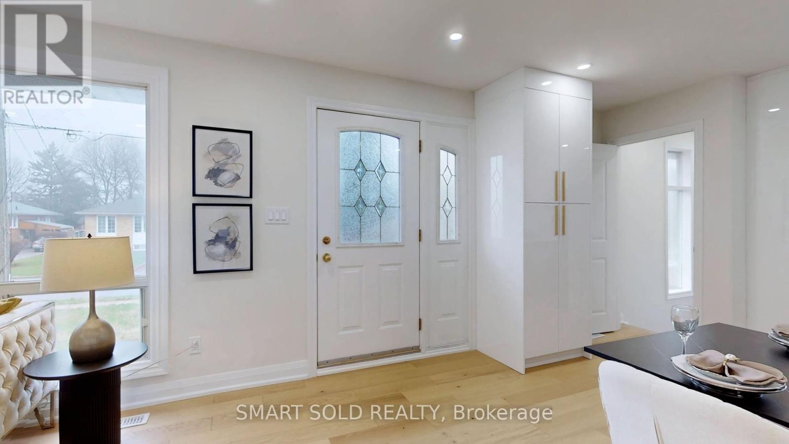 Detached at 439 FERNLEIGH CIRCLE N, Richmond Hill