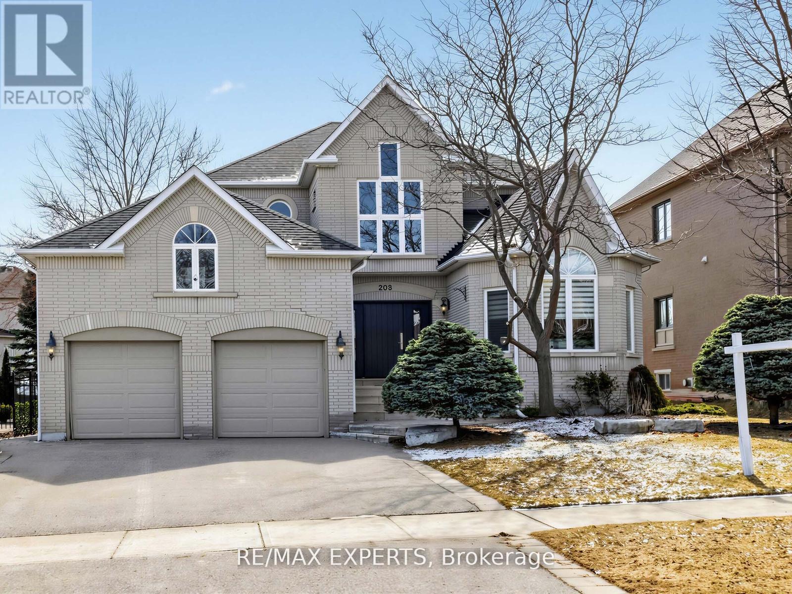 Detached at 203 THOMSON CREEK BOULEVARD, Vaughan (Islington Woods)