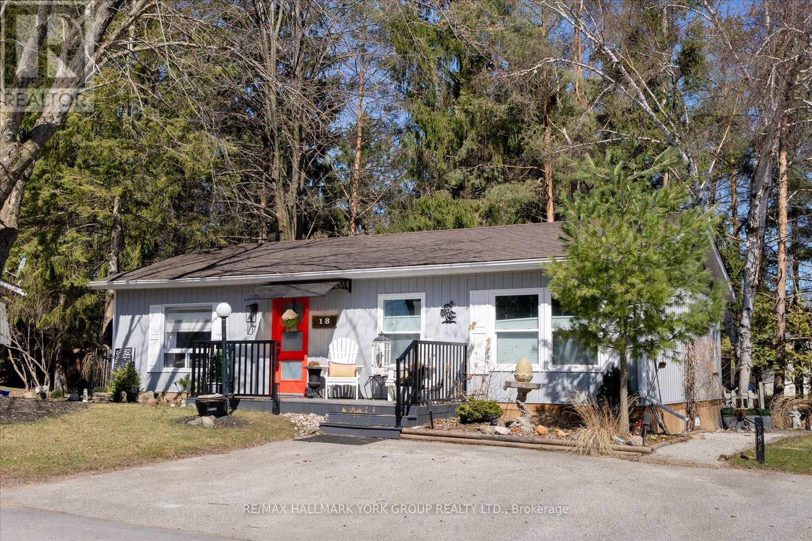 Detached at 18 CHERRYWOOD LANE, Innisfil